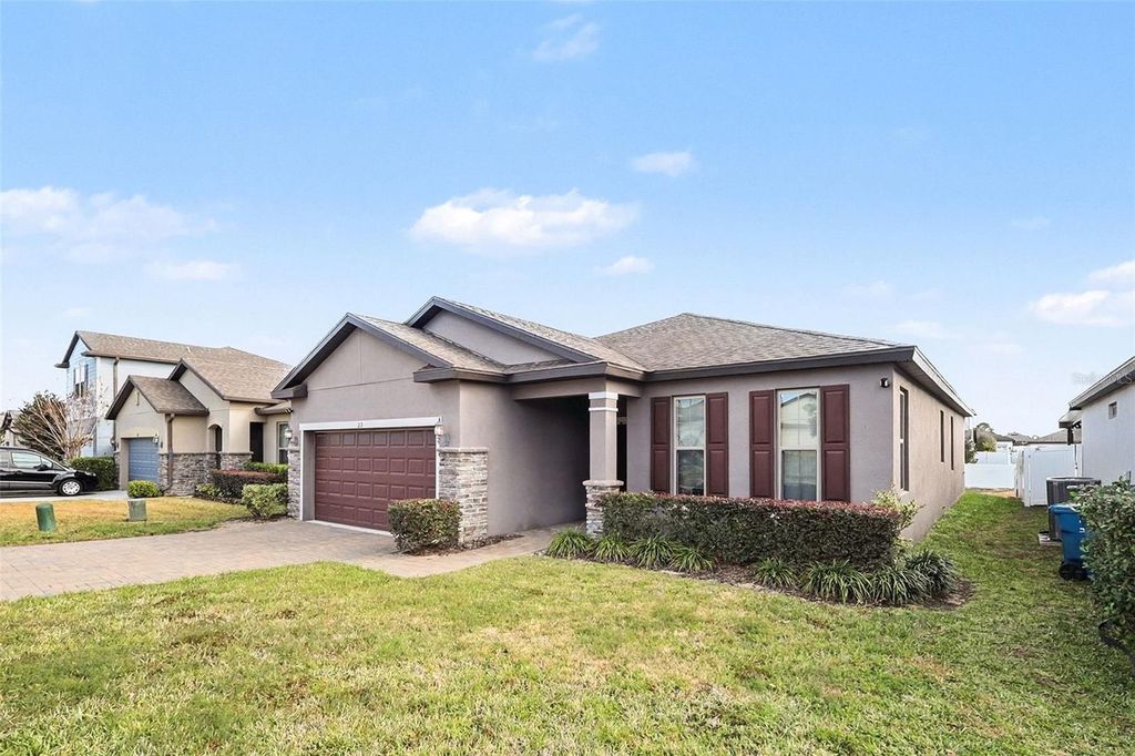 Photo of 213 Citrus Isle Loop, Davenport, FL 33837 (MLS # TB8467529)