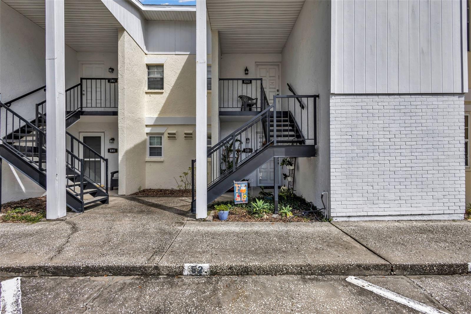 3811 N OAK DRIVE E51
