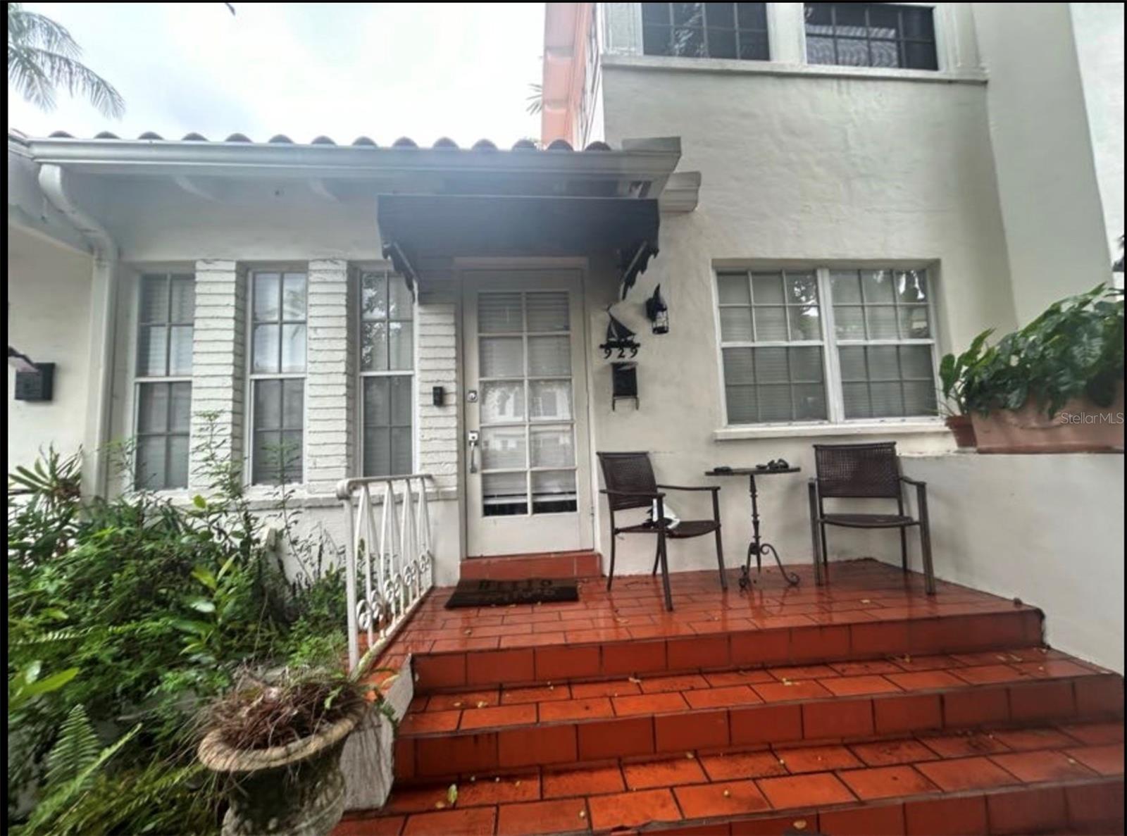 1605 MICHIGAN AVENUE 929