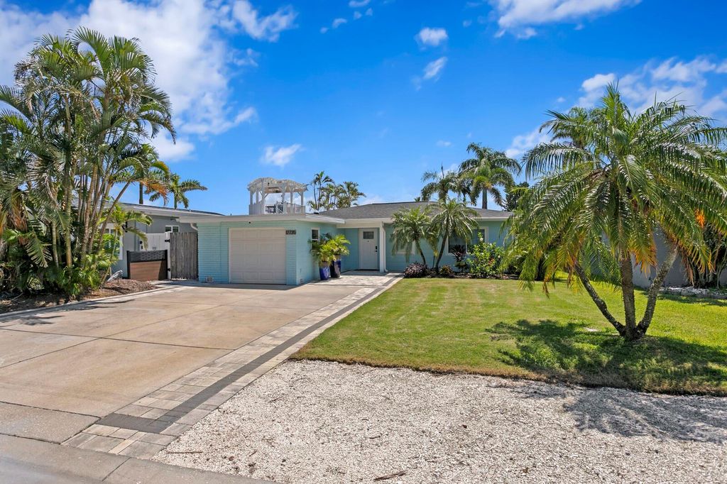 Photo of 17735 1st Street E, Redington Shores, FL 33708 (MLS # TB8406390)