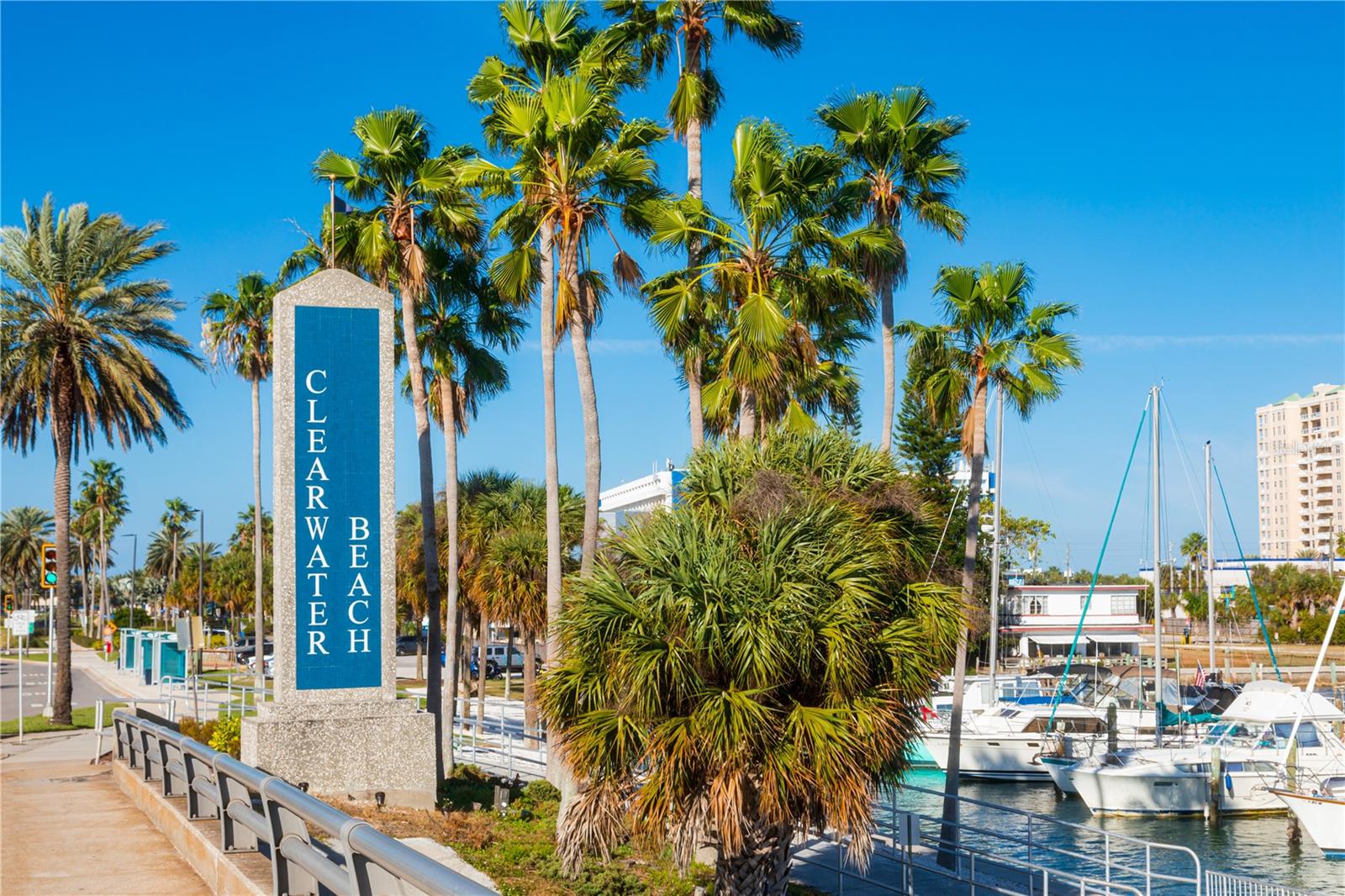 PELICAN POINTE ON - Residential