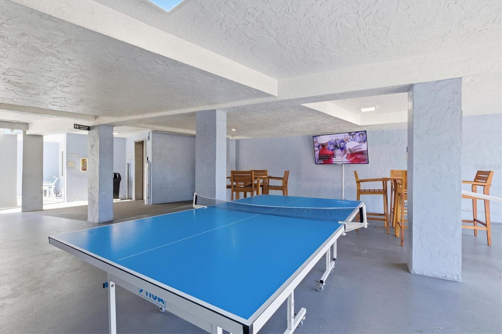 PELICAN POINTE ON - Residential