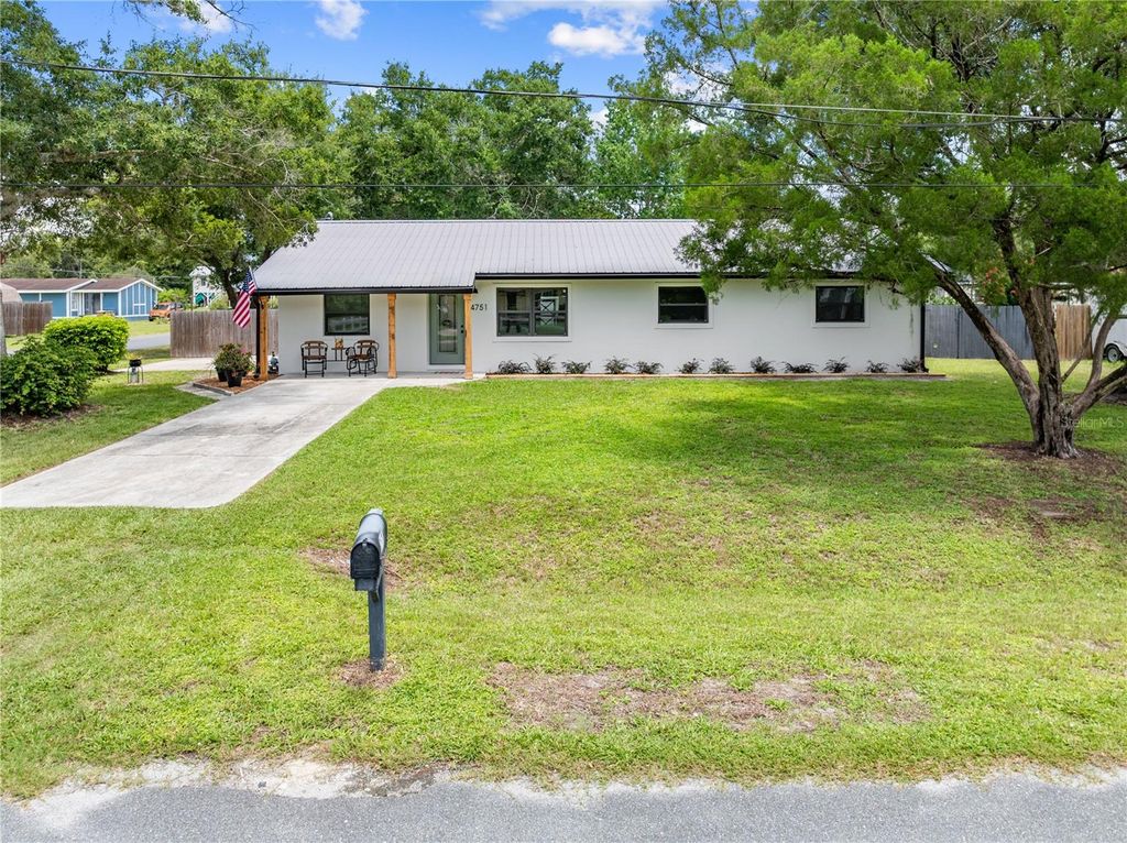 Photo of 4751 Meadow Drive, Saint Cloud, FL 34772 (MLS # S5141960)
