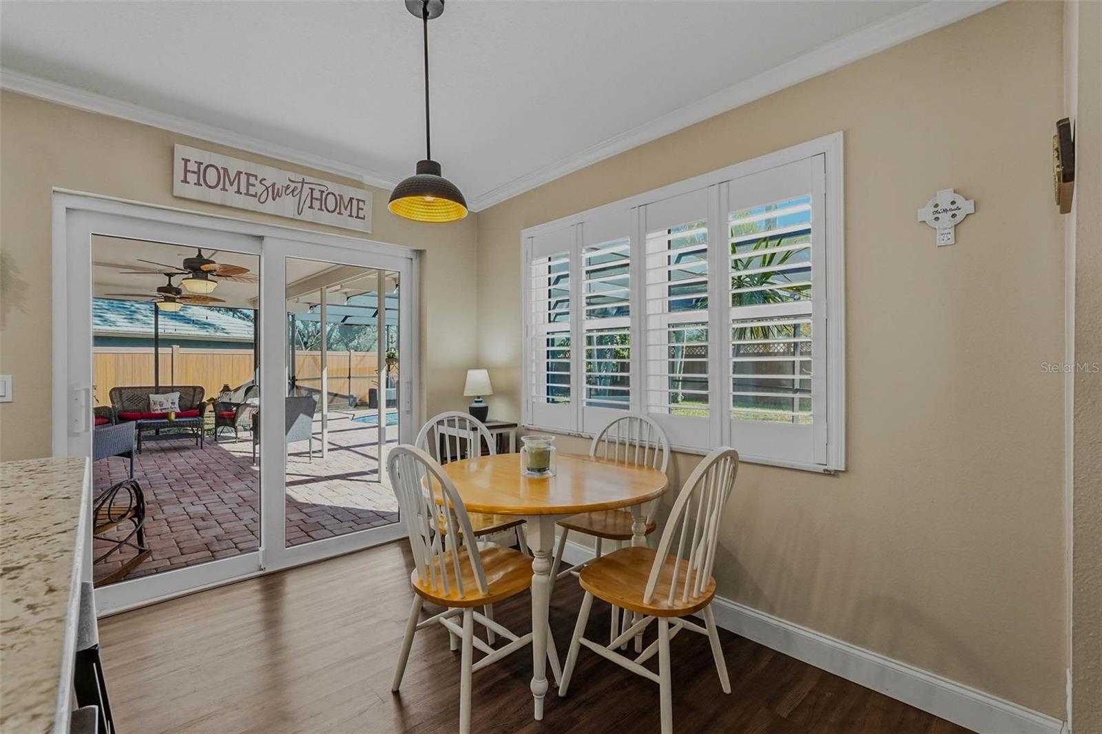 LINDEN PLACE - Residential