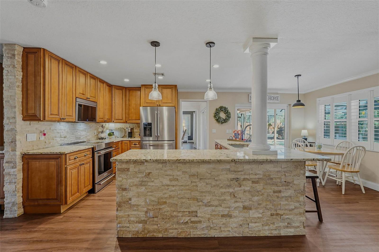 LINDEN PLACE - Residential