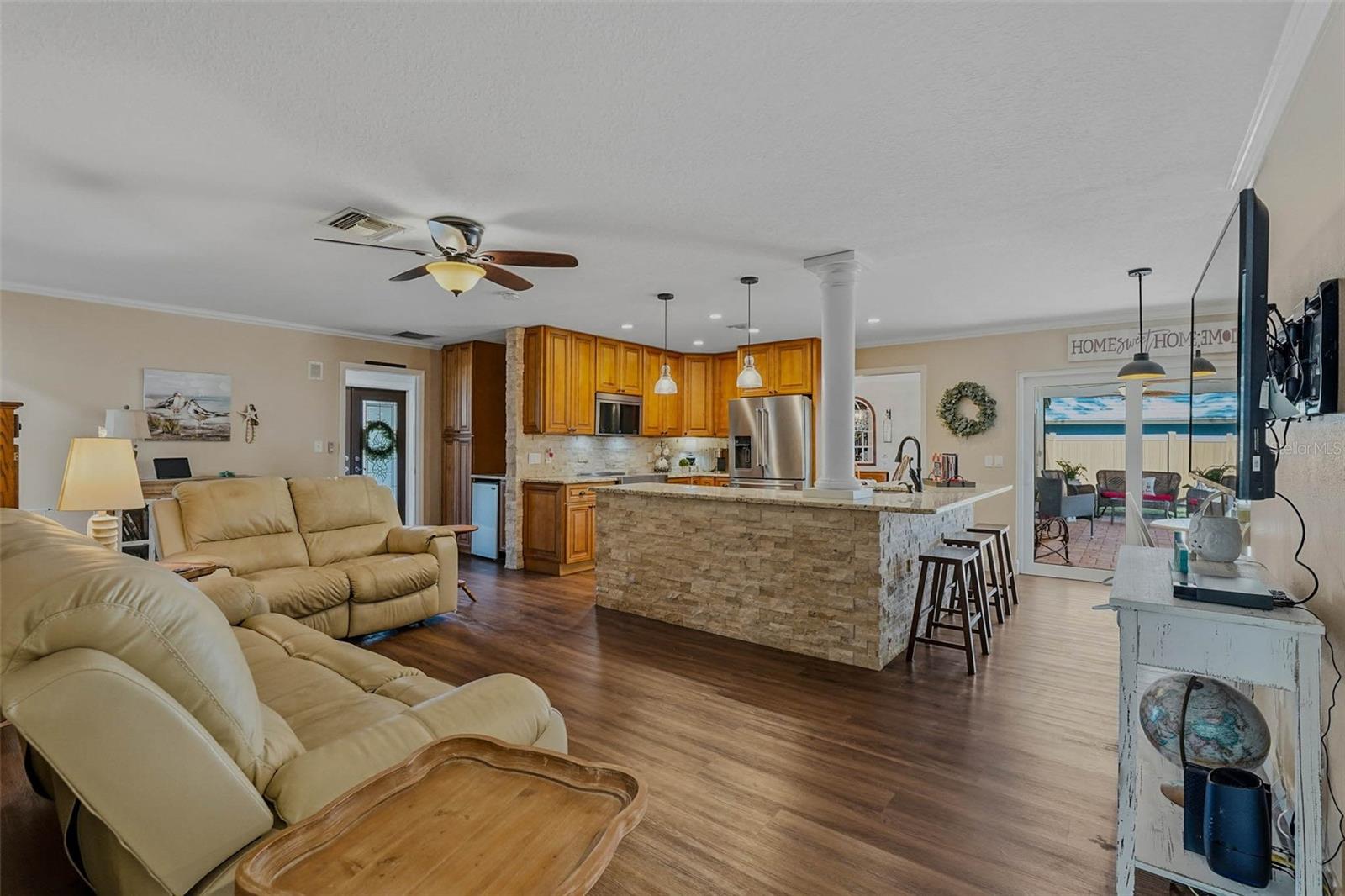 LINDEN PLACE - Residential