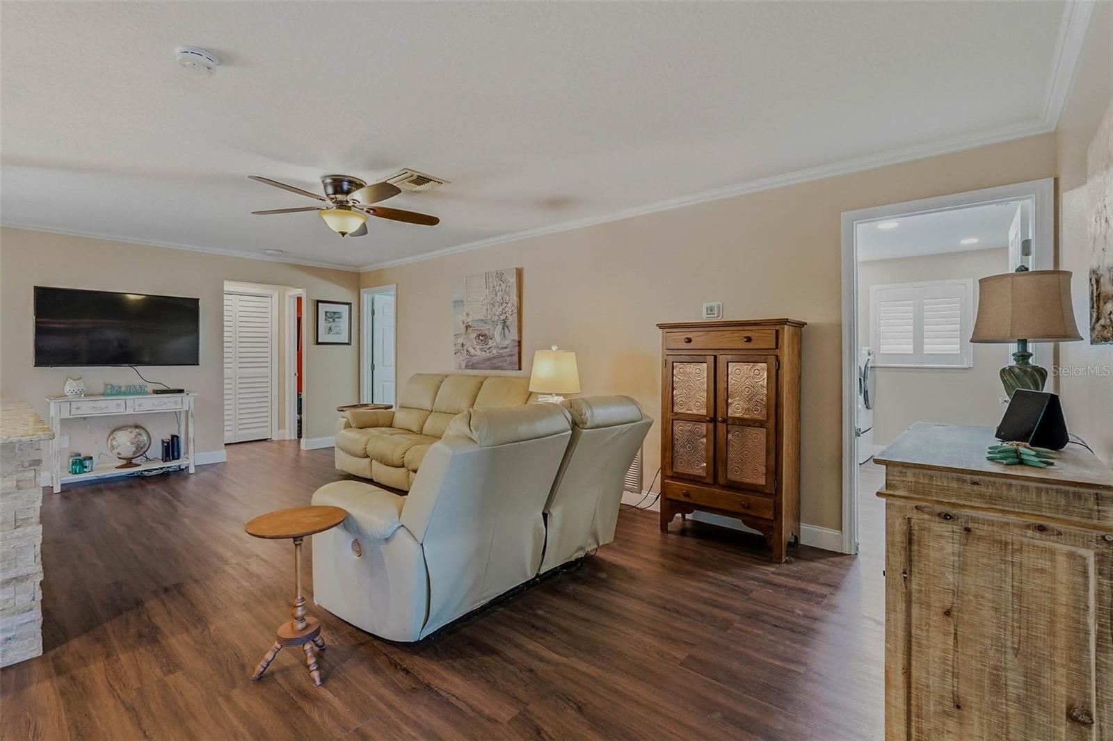 LINDEN PLACE - Residential