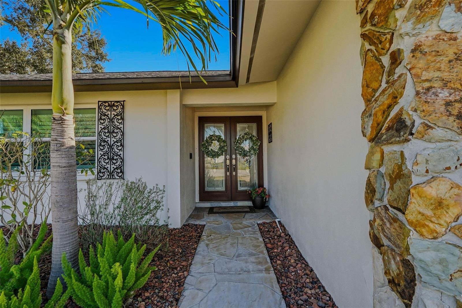 LINDEN PLACE - Residential