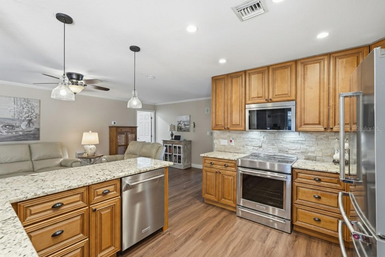 LINDEN PLACE - Residential