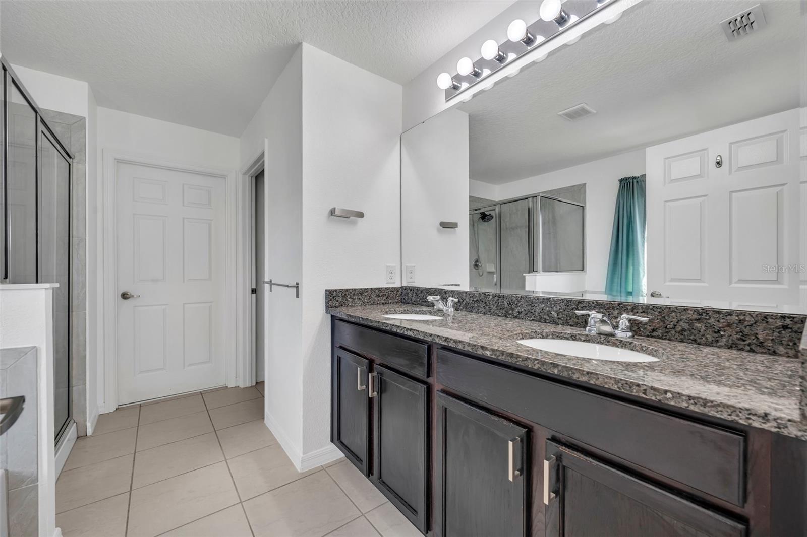 BARRINGTON ESTATES - Residential