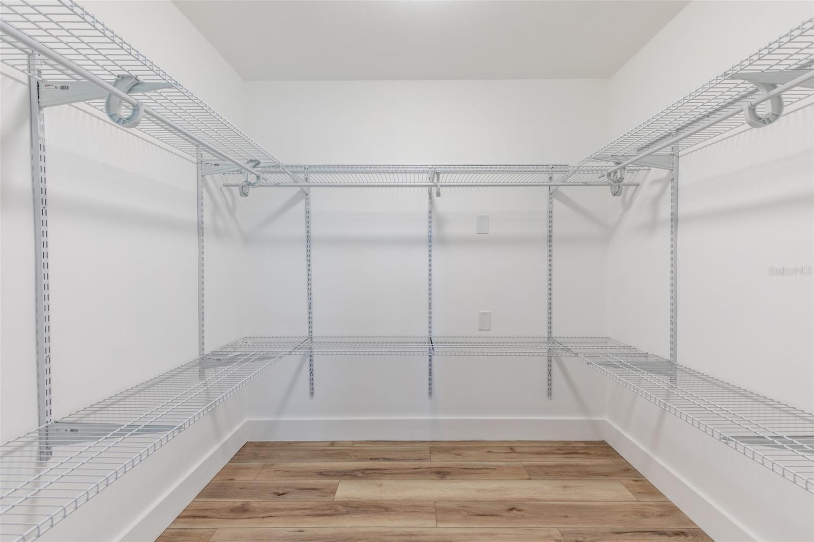 THREE PALMS POINT - Residential Lease