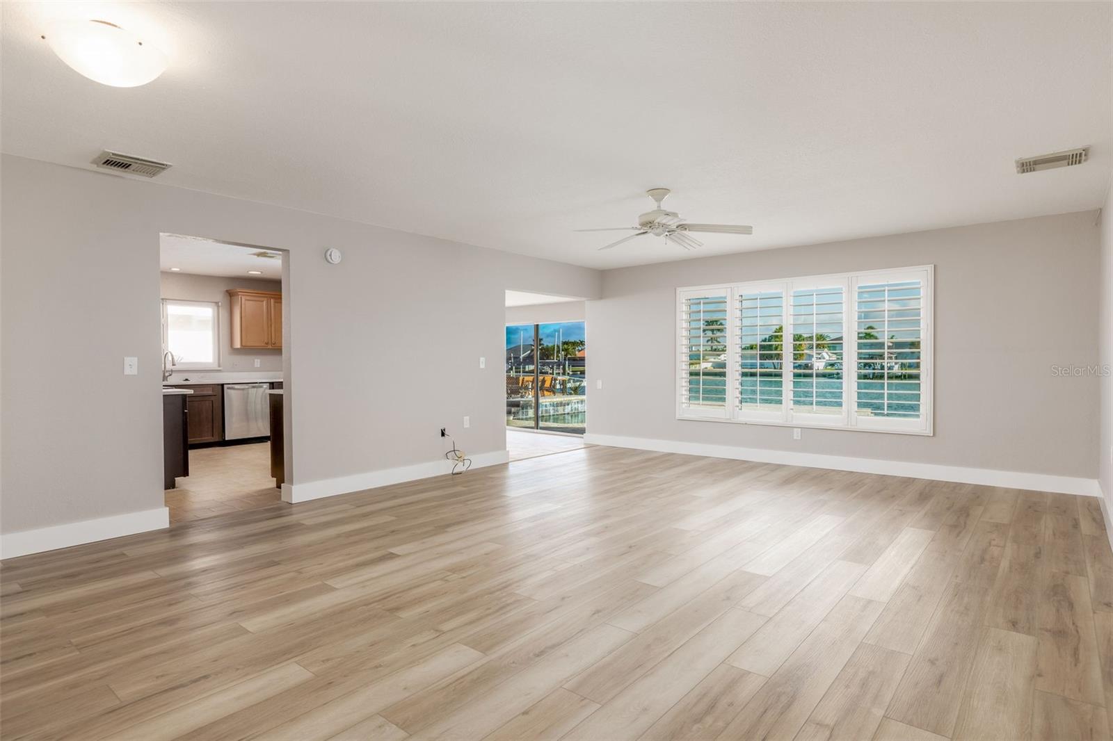 THREE PALMS POINT - Residential Lease