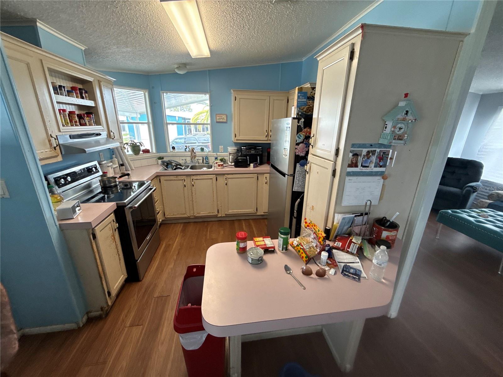 34034 ESTATES LANE