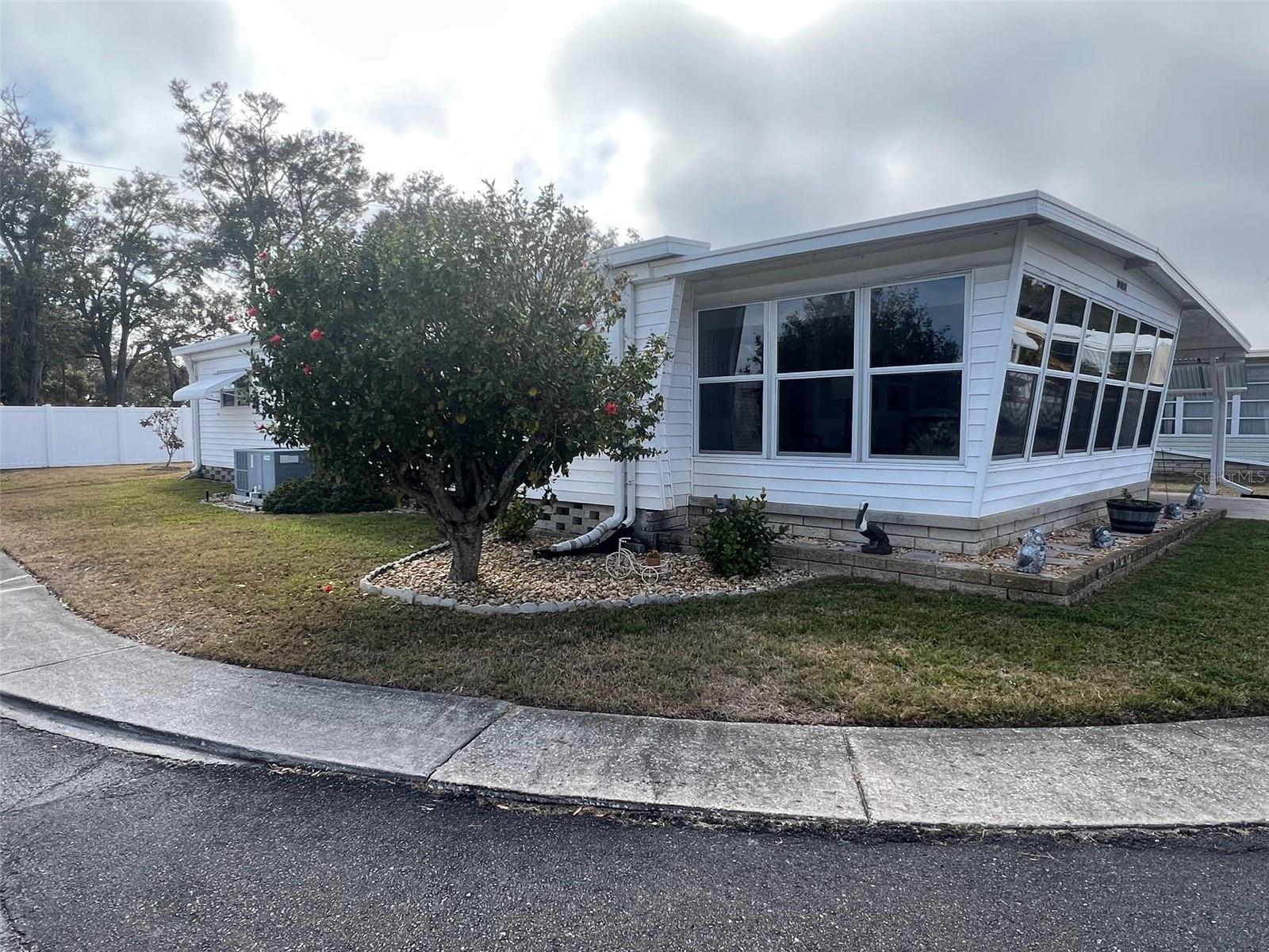 PALM HILL MOBILE HOME PARK UNREC - Residential