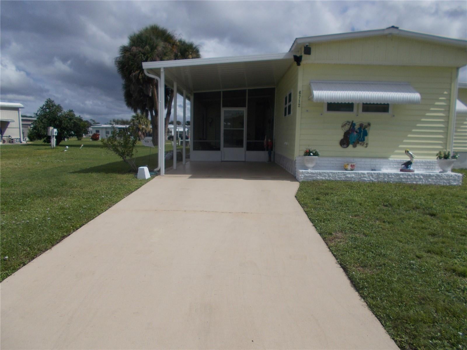6712 SAGE LANE
