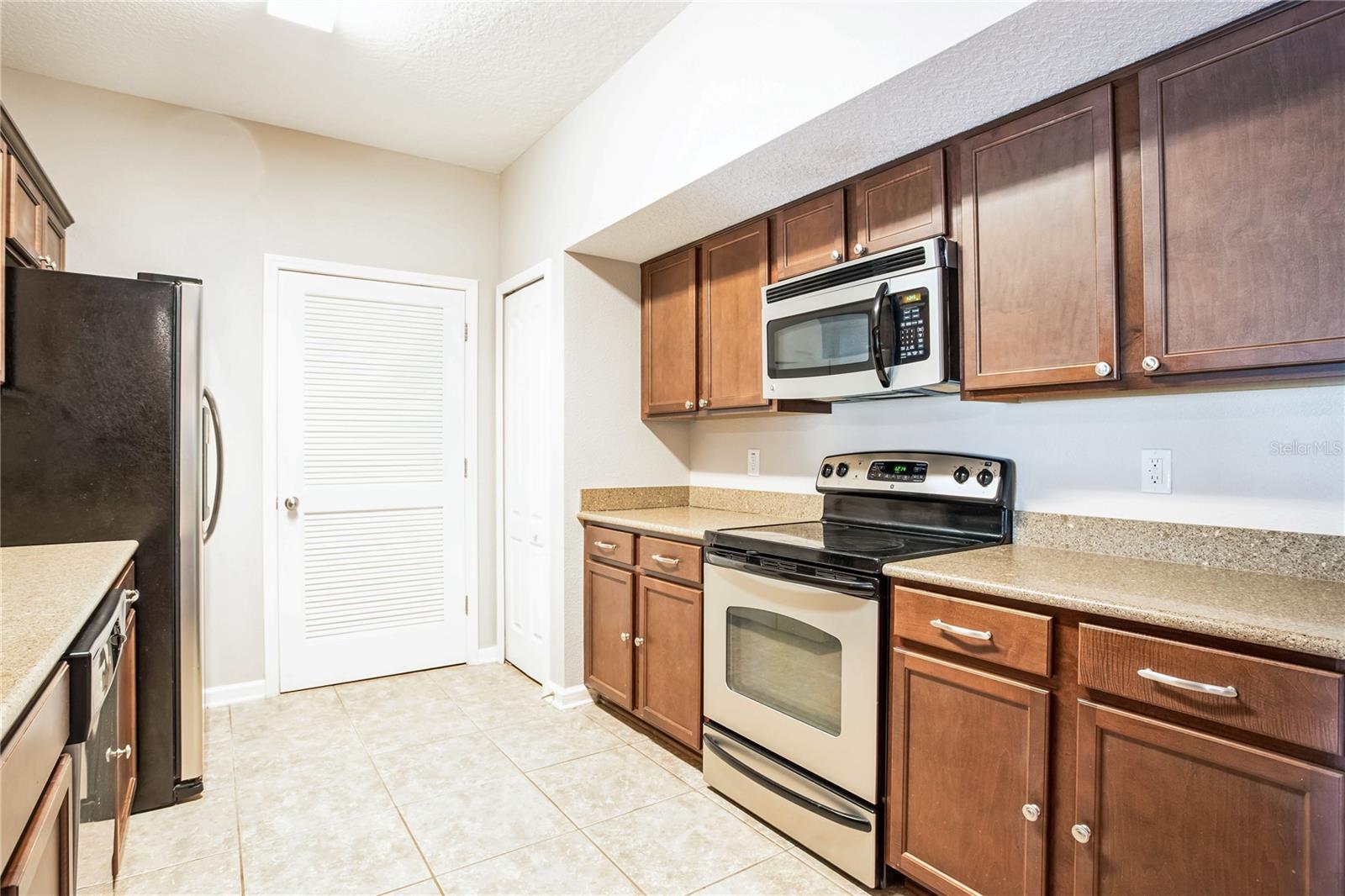 4991 KEY LIME DR 104