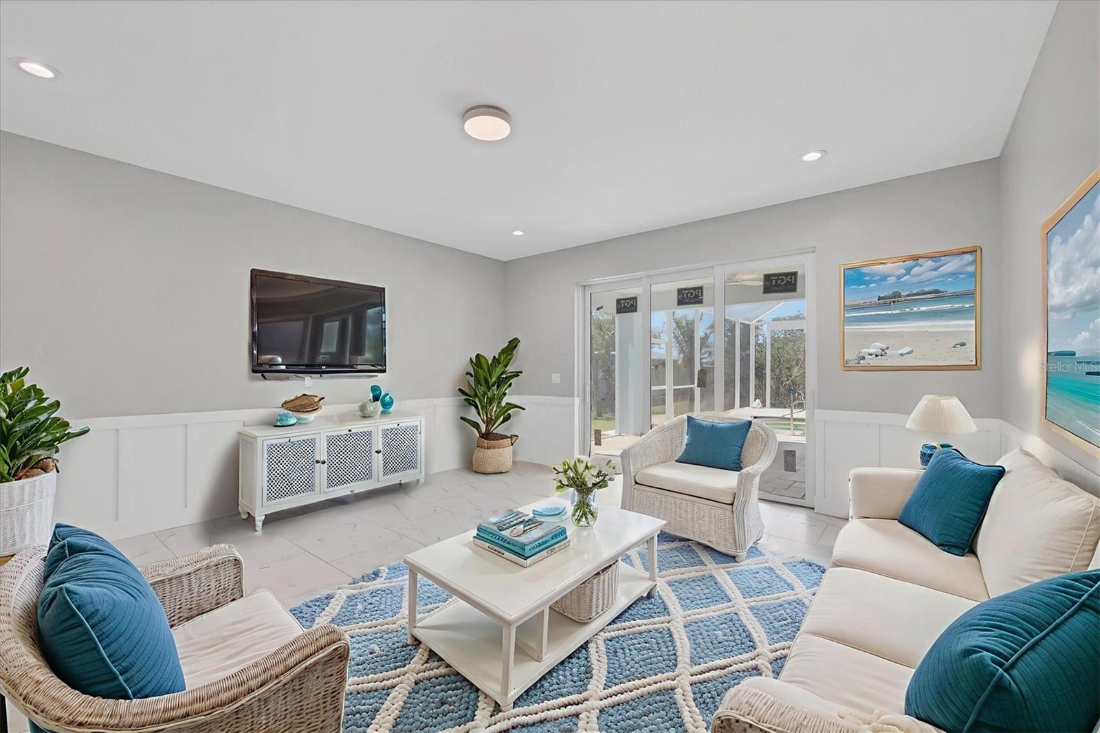 ENGLEWOOD GARDENS 04 02A - Residential