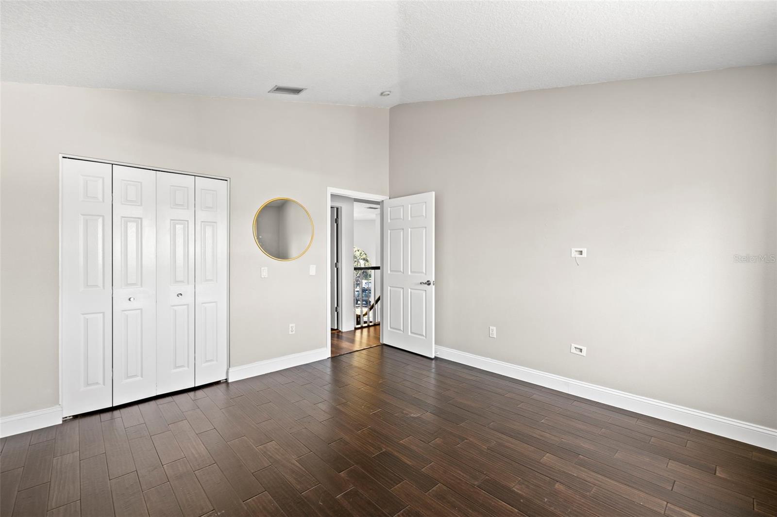 WORTHINGTON - Residential