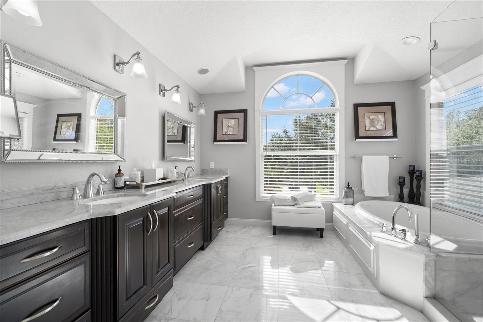 WORTHINGTON - Residential