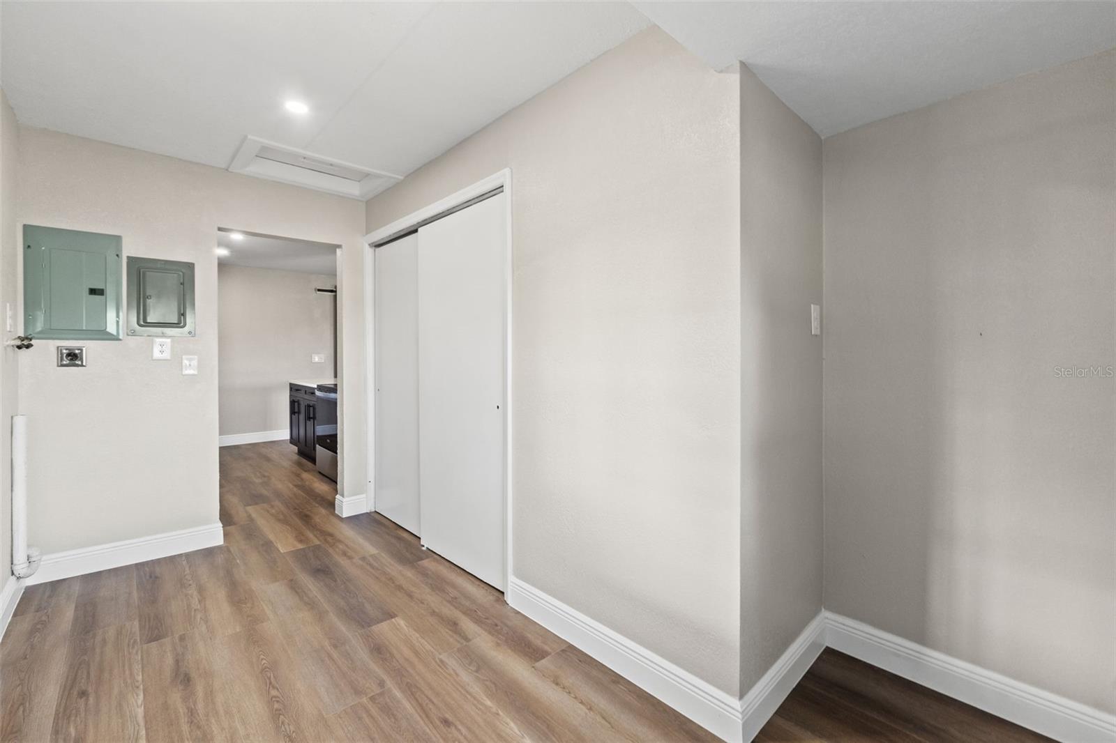 SPRING HILL - Residential