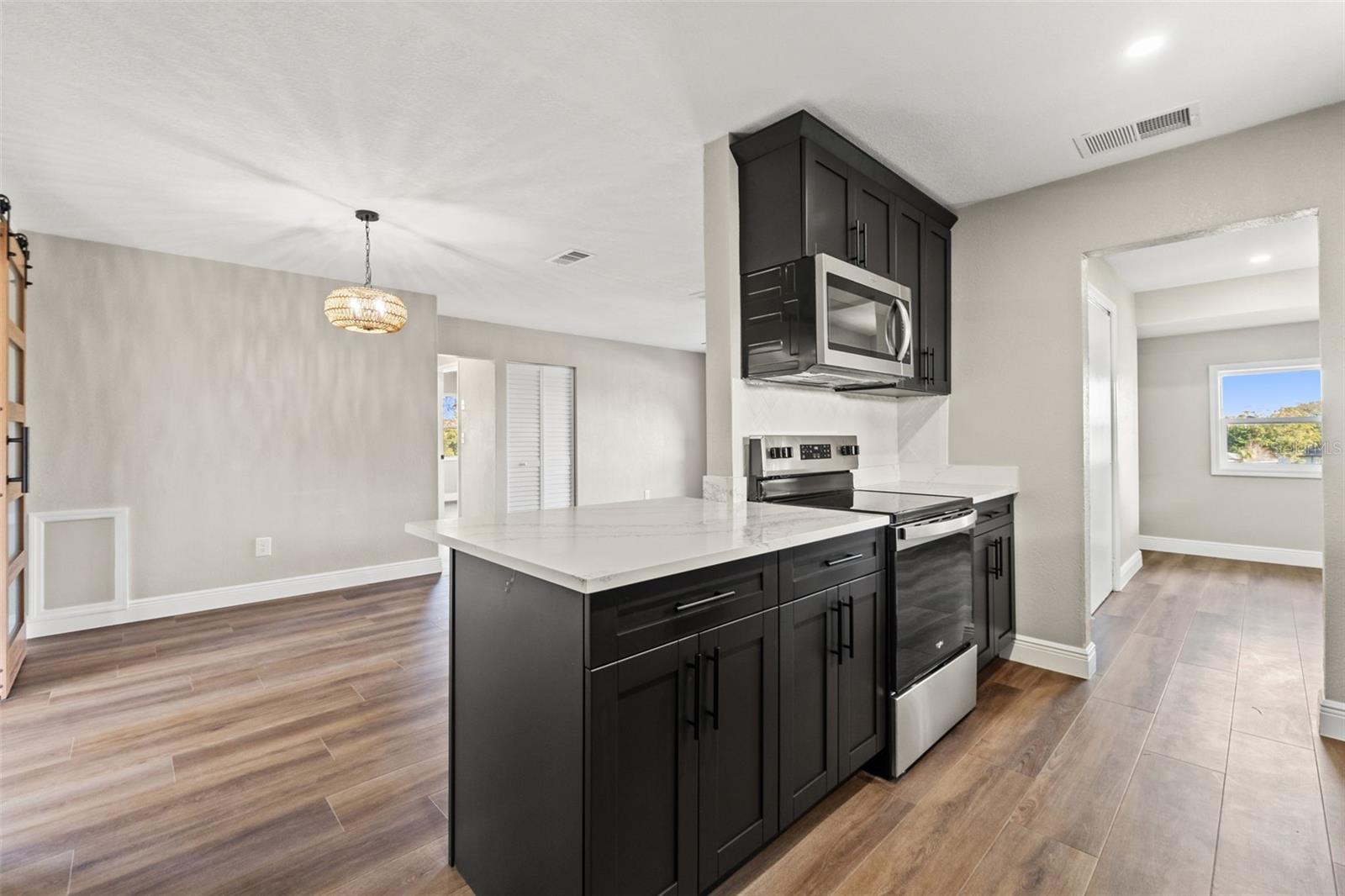 SPRING HILL - Residential