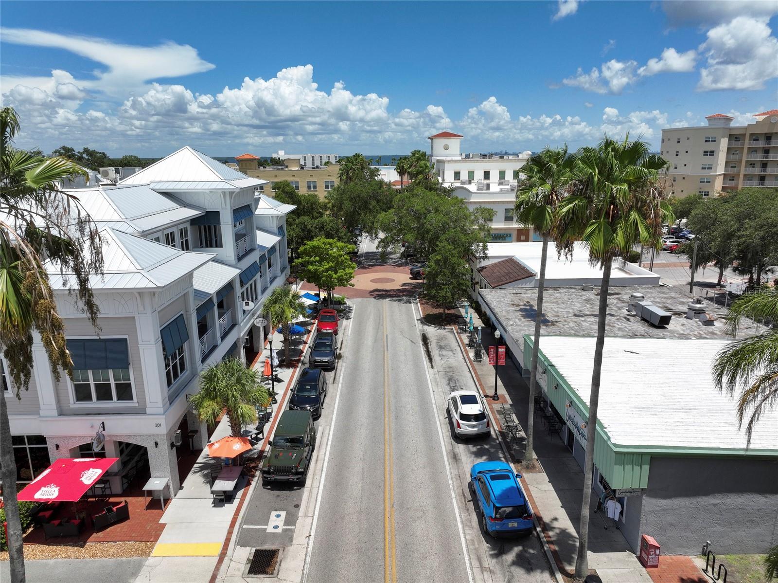 HARBOR OAKS OFFICE PARK CONDO - Residential Income