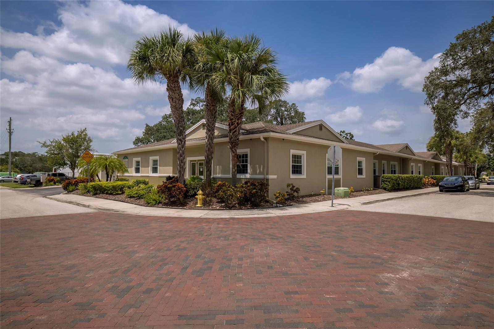 HARBOR OAKS OFFICE PARK CONDO - Residential Income