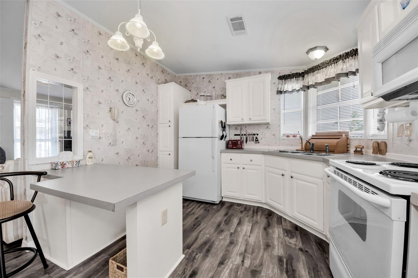 TARPON SHORES MOBILE HOME VILLAGE UNREC - Residential