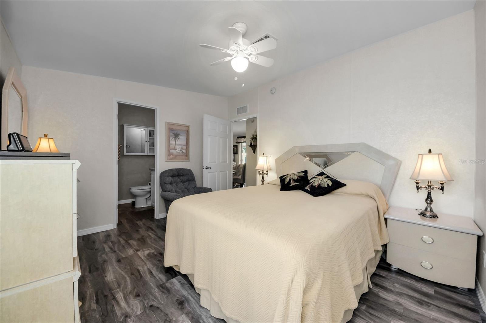 TARPON SHORES MOBILE HOME VILLAGE UNREC - Residential