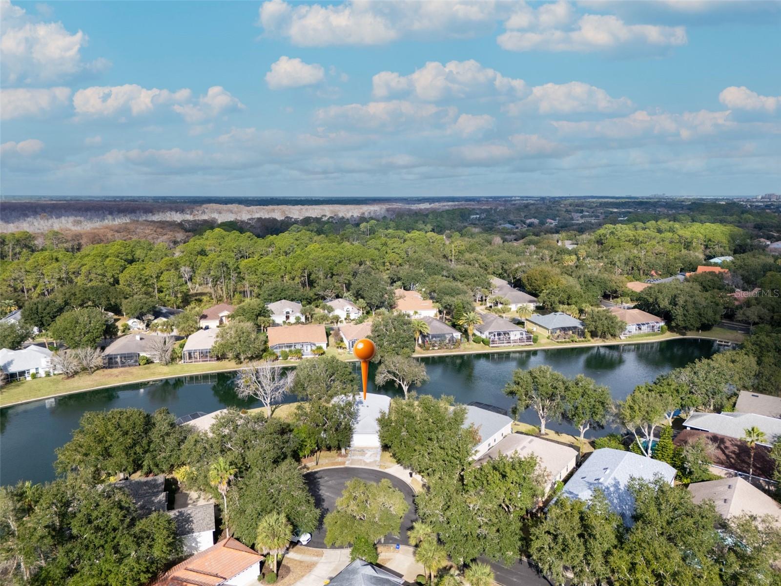 LINKSIDE GRAND HAVEN - Residential