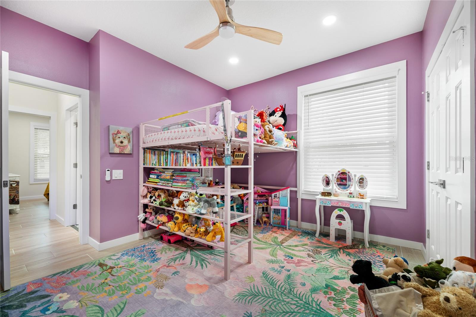 LINKSIDE GRAND HAVEN - Residential