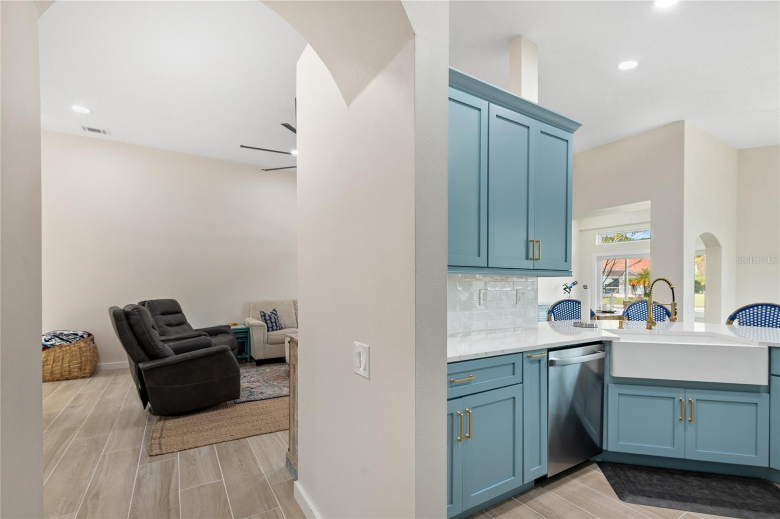 LINKSIDE GRAND HAVEN - Residential