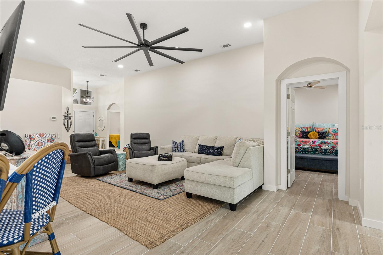 LINKSIDE GRAND HAVEN - Residential