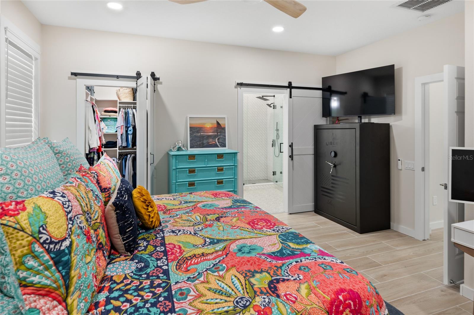 LINKSIDE GRAND HAVEN - Residential