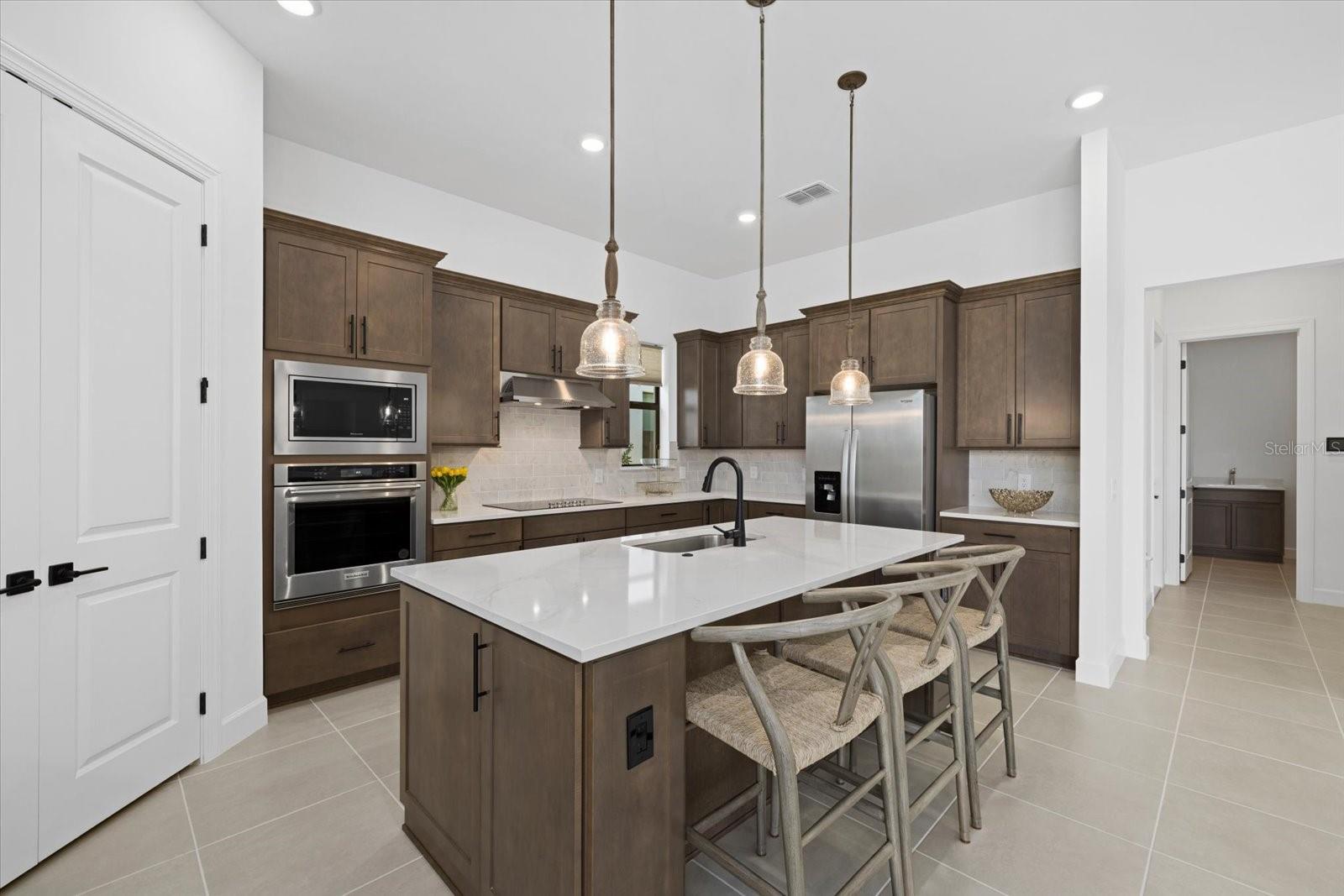 SAPPHIRE POINT PH IIIA - Residential