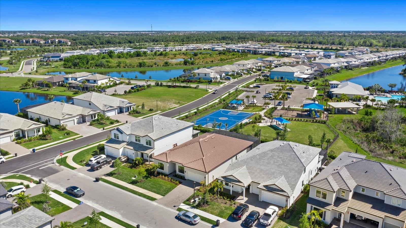 SAPPHIRE POINT PH IIIA - Residential
