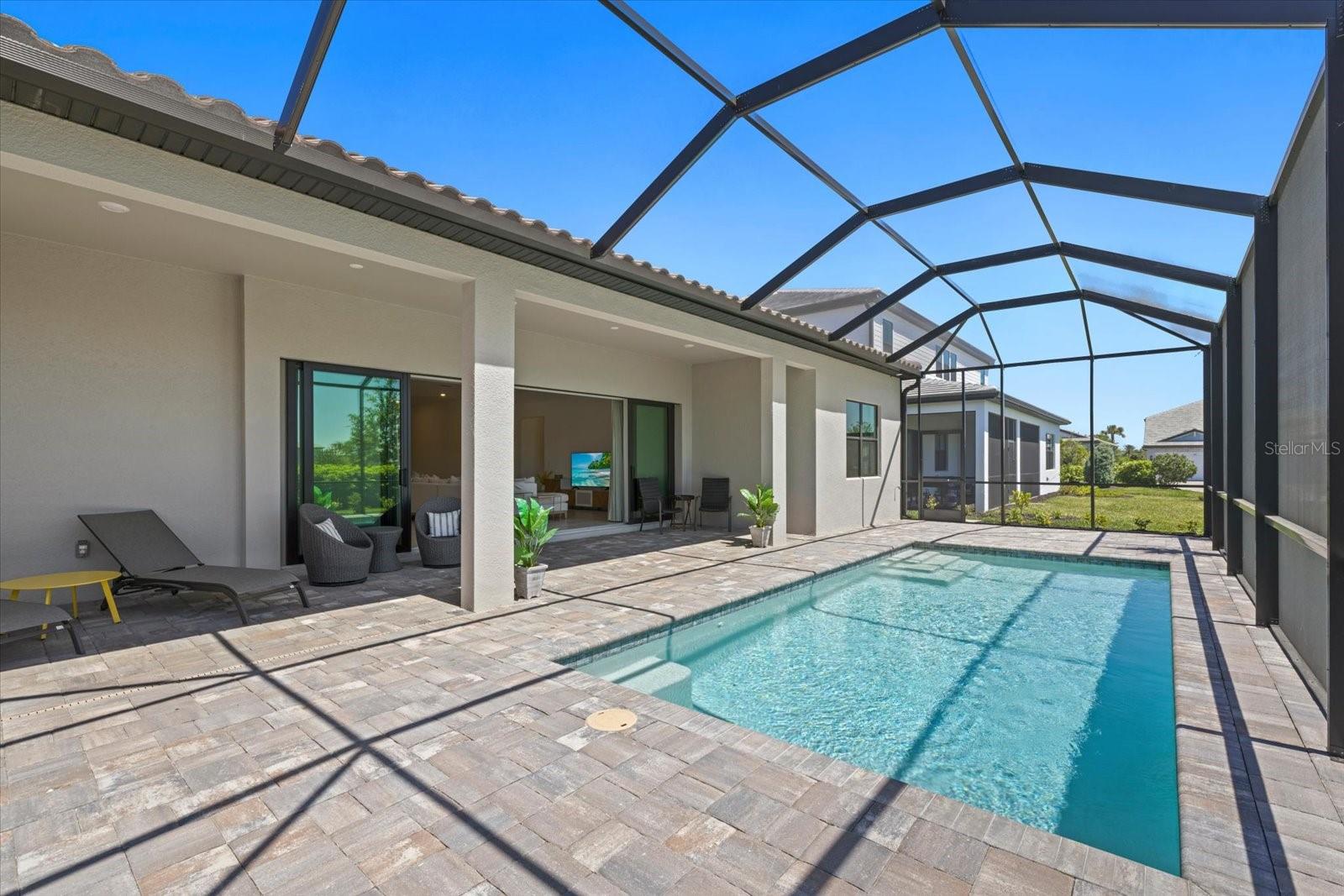 SAPPHIRE POINT PH IIIA - Residential