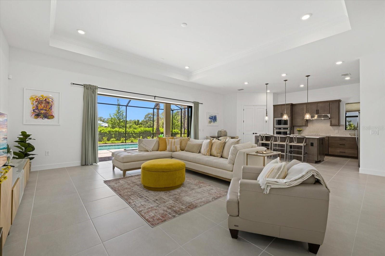 SAPPHIRE POINT PH IIIA - Residential