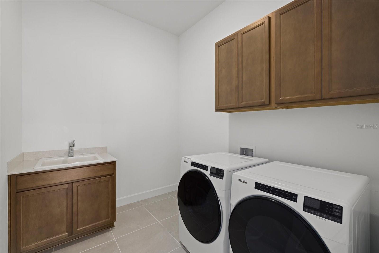 SAPPHIRE POINT PH IIIA - Residential