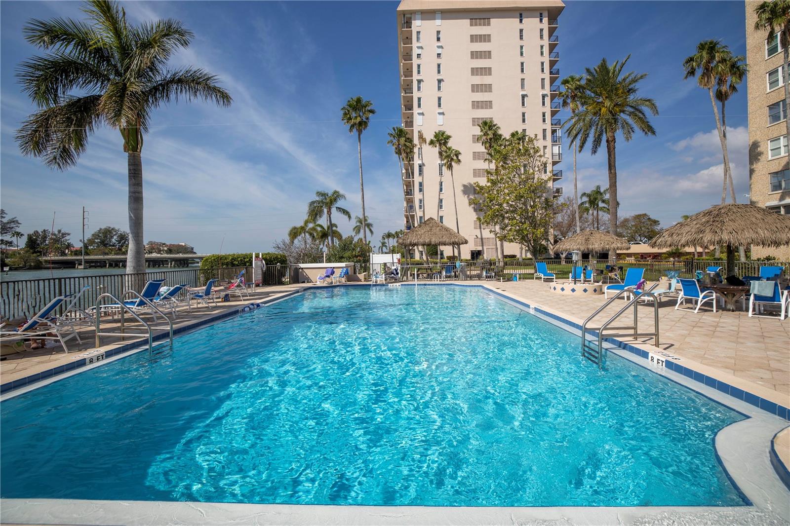 BAYWAY ISLES POINT BRITTANY FIVE - Residential