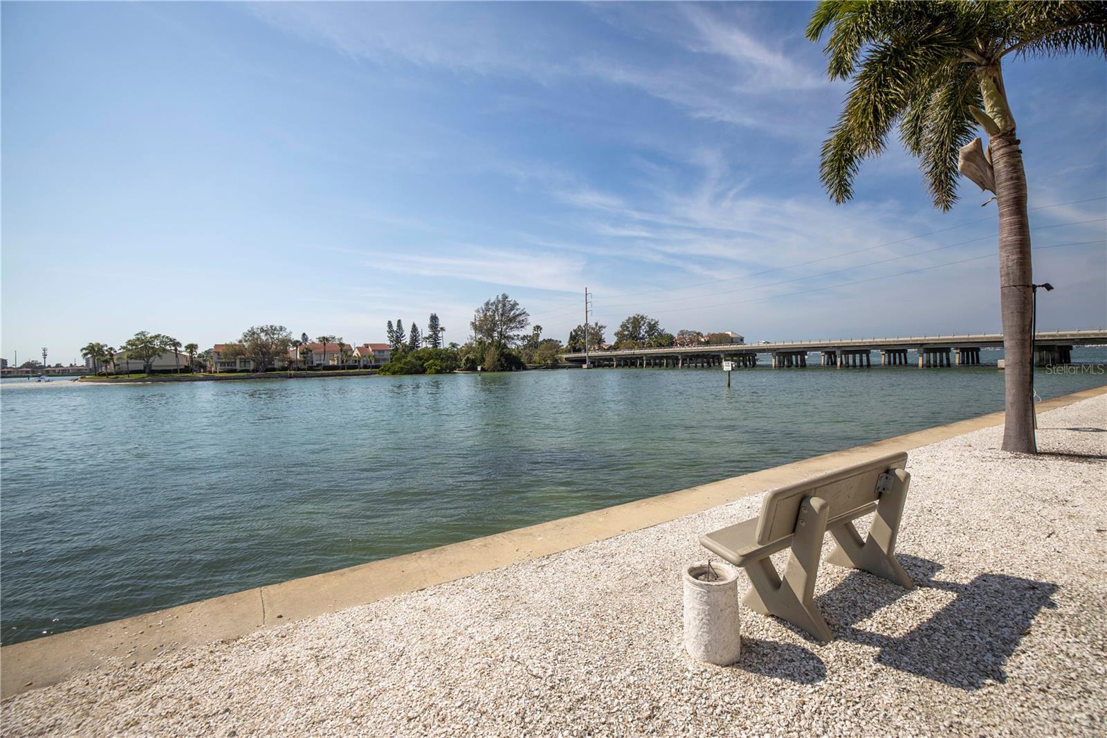 BAYWAY ISLES POINT BRITTANY FIVE - Residential