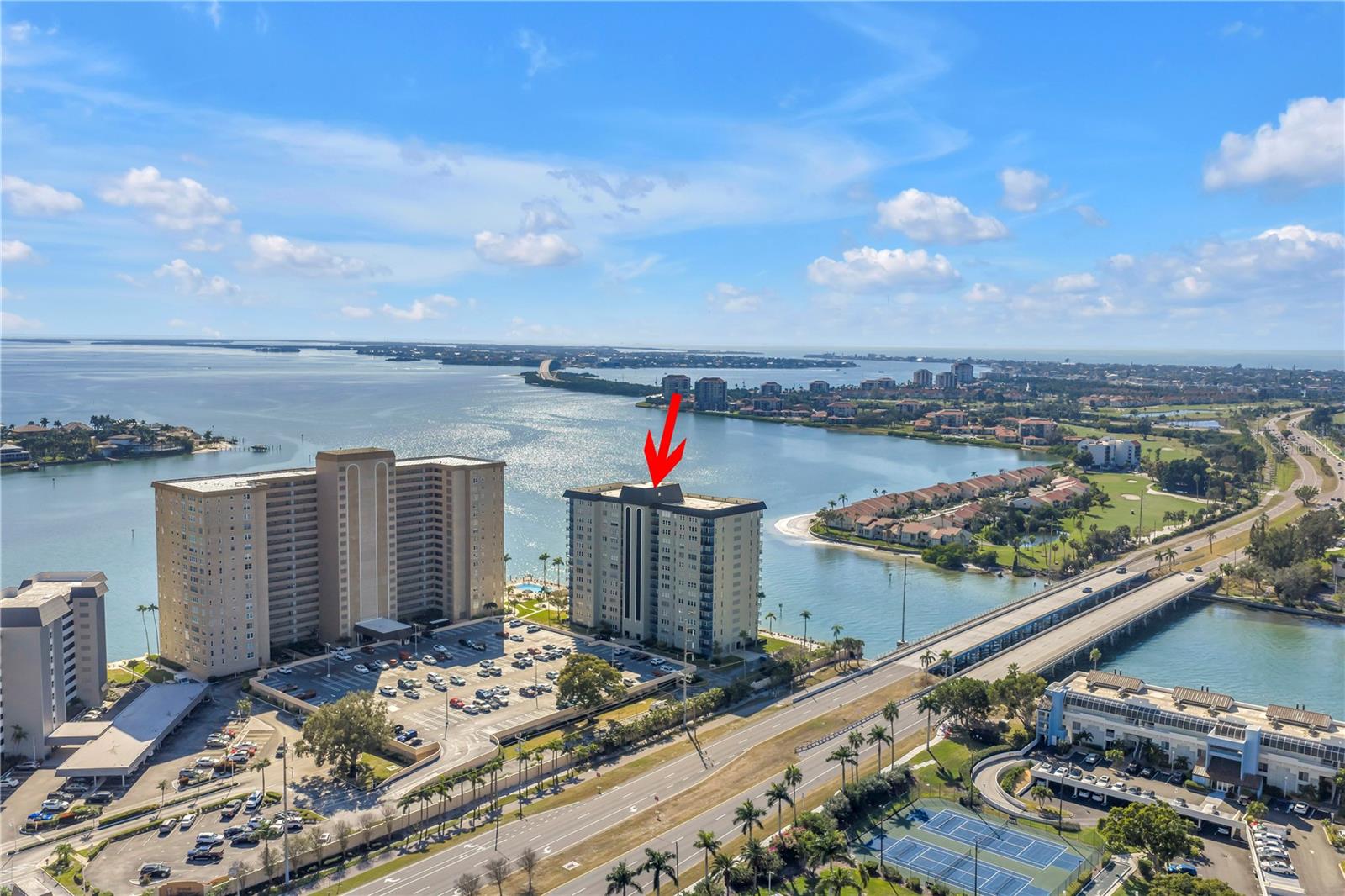 BAYWAY ISLES POINT BRITTANY FIVE - Residential