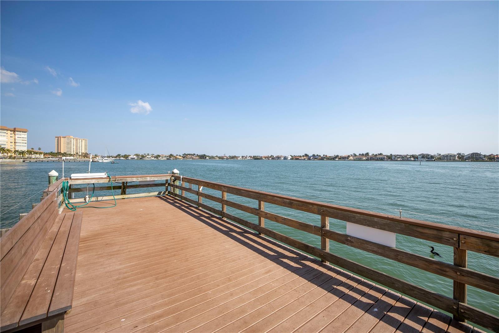 BAYWAY ISLES POINT BRITTANY FIVE - Residential