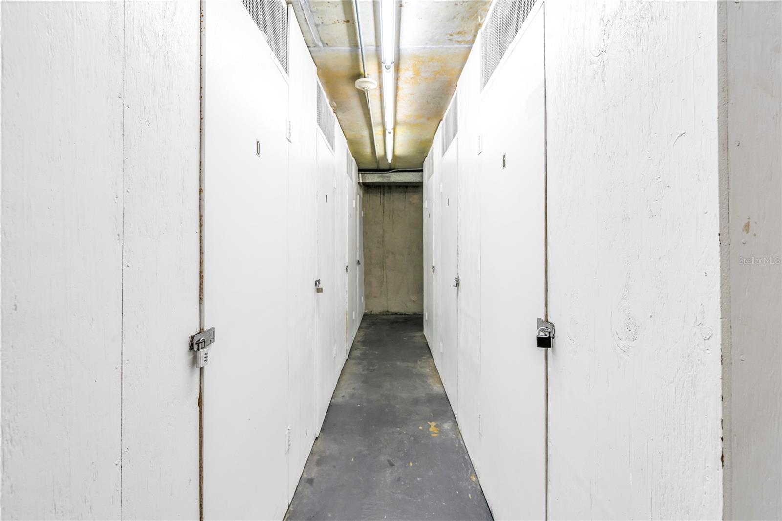 BAYWAY ISLES POINT BRITTANY FIVE - Residential