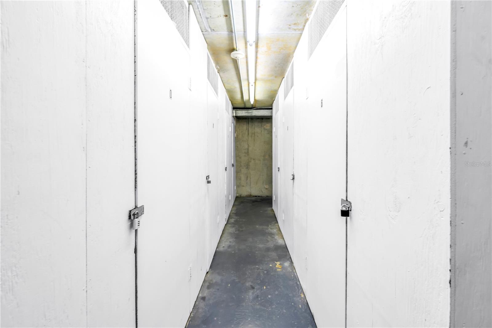 BAYWAY ISLES POINT BRITTANY FIVE - Residential