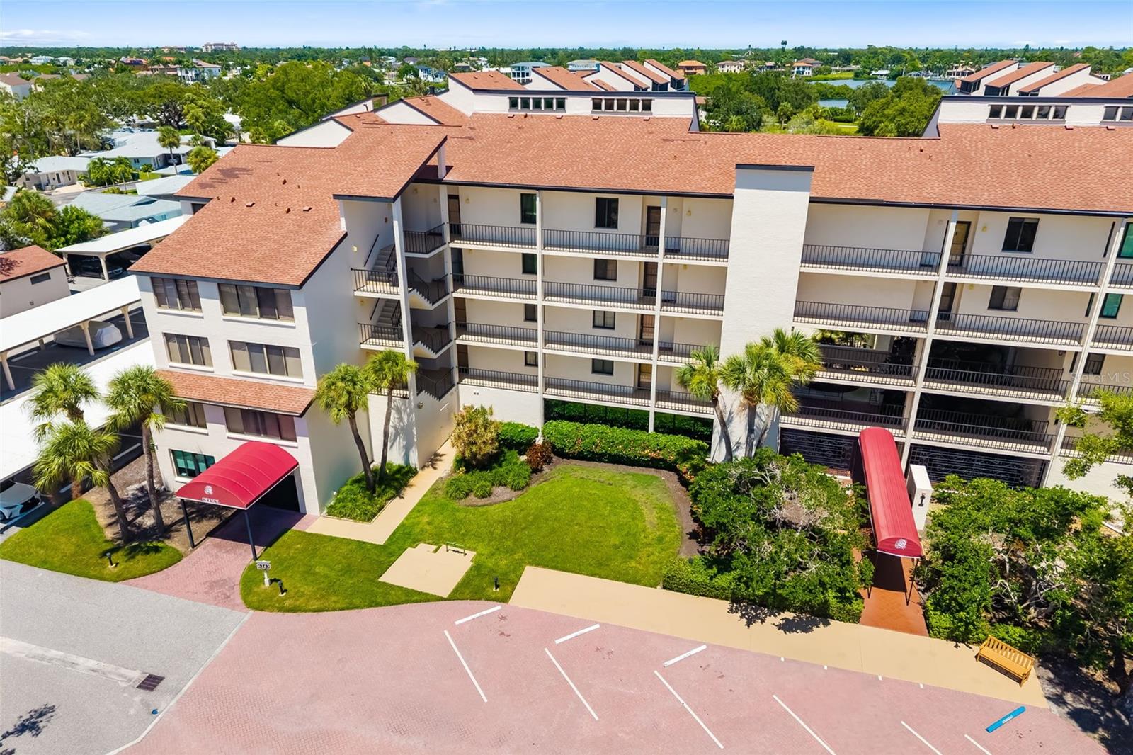 6263 MIDNIGHT PASS ROAD 403
