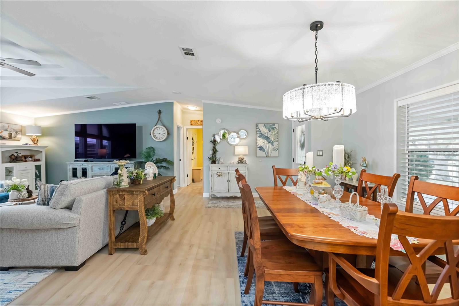 IMPERIAL LAKES ESTATES UNIT III - Residential