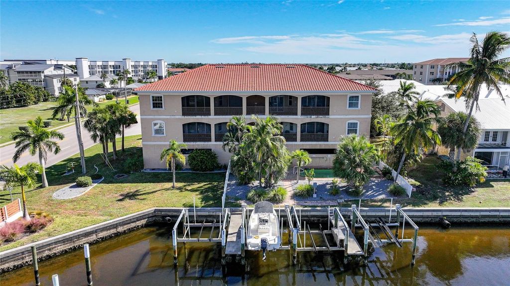 Photo of 290 Lewis Circle #121, Punta Gorda, FL 33950 (MLS # C7517236)