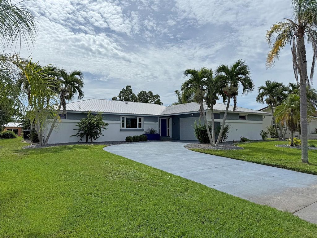 Photo of 3014 Guadalupe Drive, Punta Gorda, FL 33950 (MLS # C7514648)