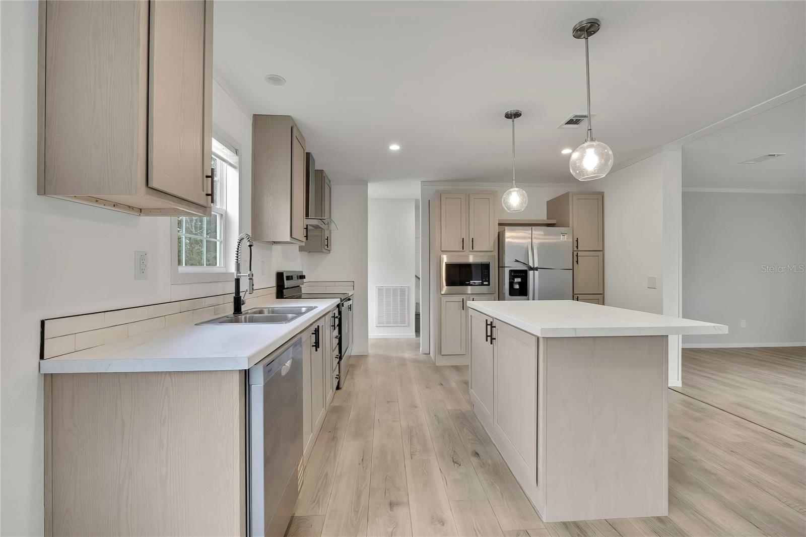 LUCKY HILLS UNREC SUB - Residential